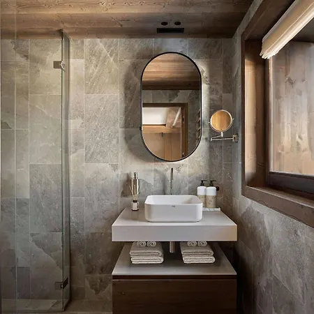 Apartment Luxe Avec Retour A Et Acces Bien-etre A 1850 - Fr-1-830-8 Courchevel