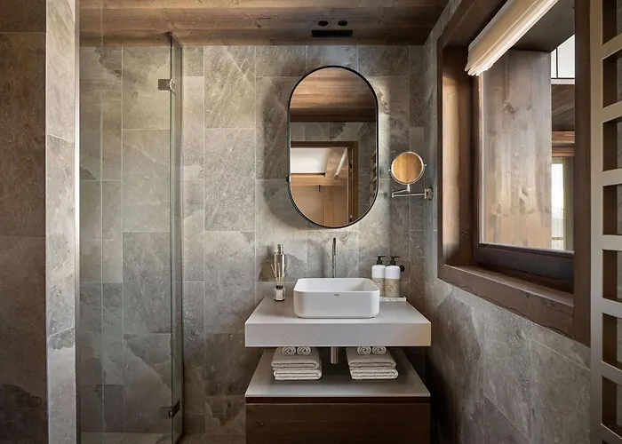 Apartament Luxe Avec Retour A Et Acces Bien-etre A 1850 - Fr-1-830-8 Courchevel